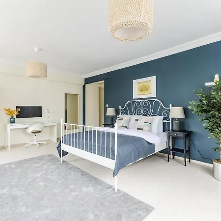 Διαμέρισμα Chic Sea View Flat On Bagdat Avenue In Bostanci *
